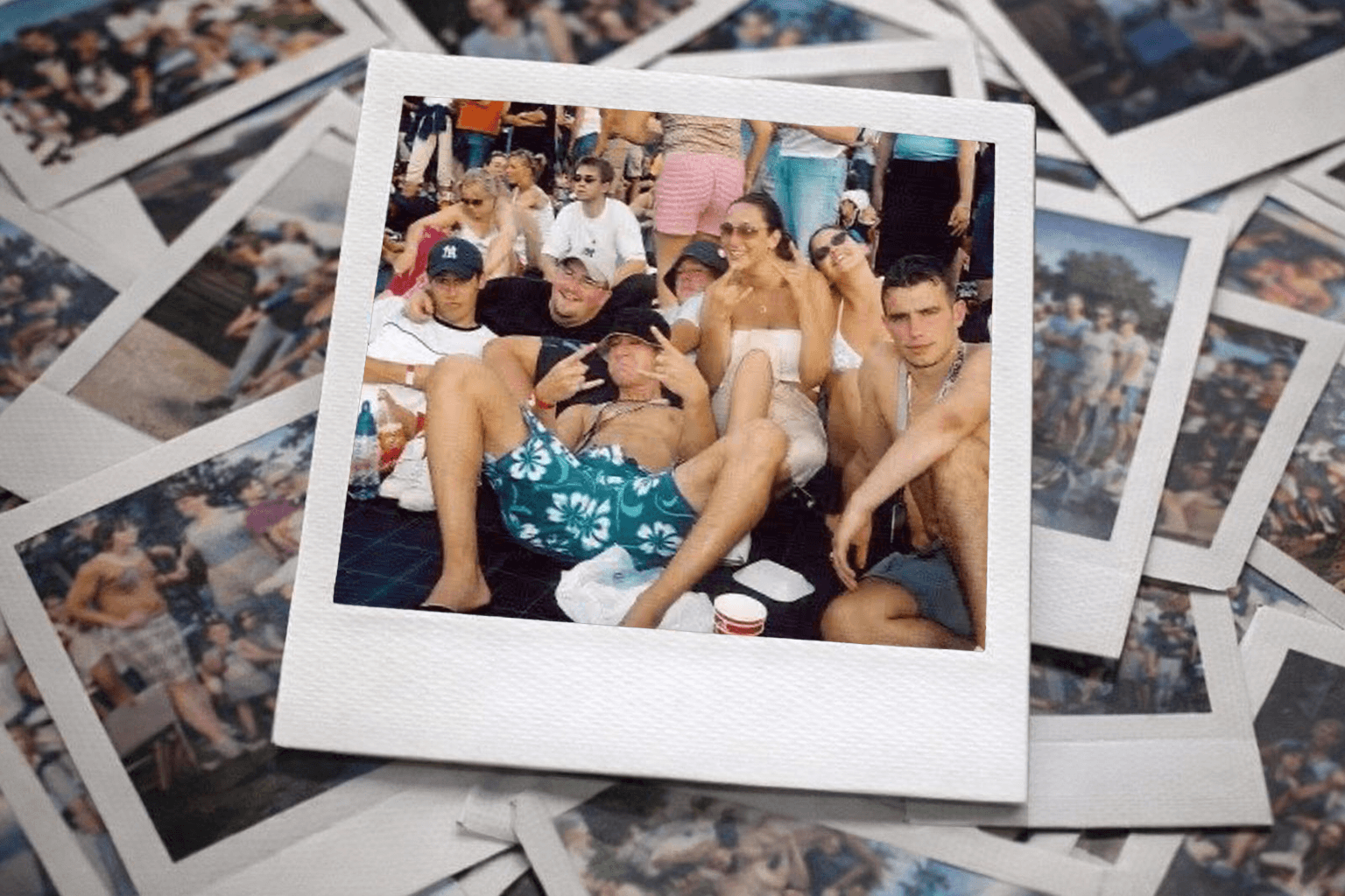 Polaroid festival friends